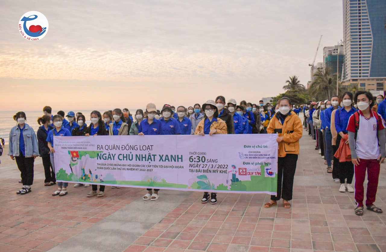 RA QUÂN NGÀY CHỦ NHẬT XANH